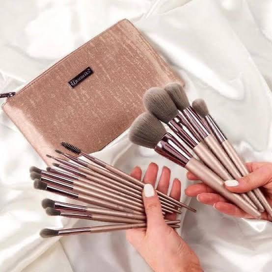 BH Lavish Brush Set 15pcs